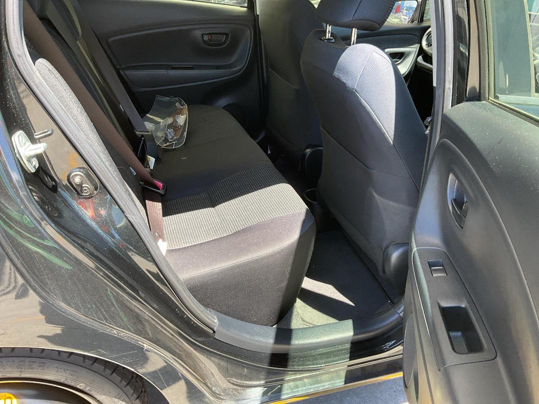 Photo '21' of Toyota Yaris GX Photo '21' of Toyota Yaris GX