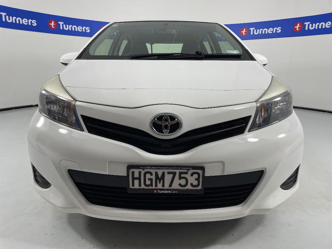 Photo '2' of Toyota Yaris