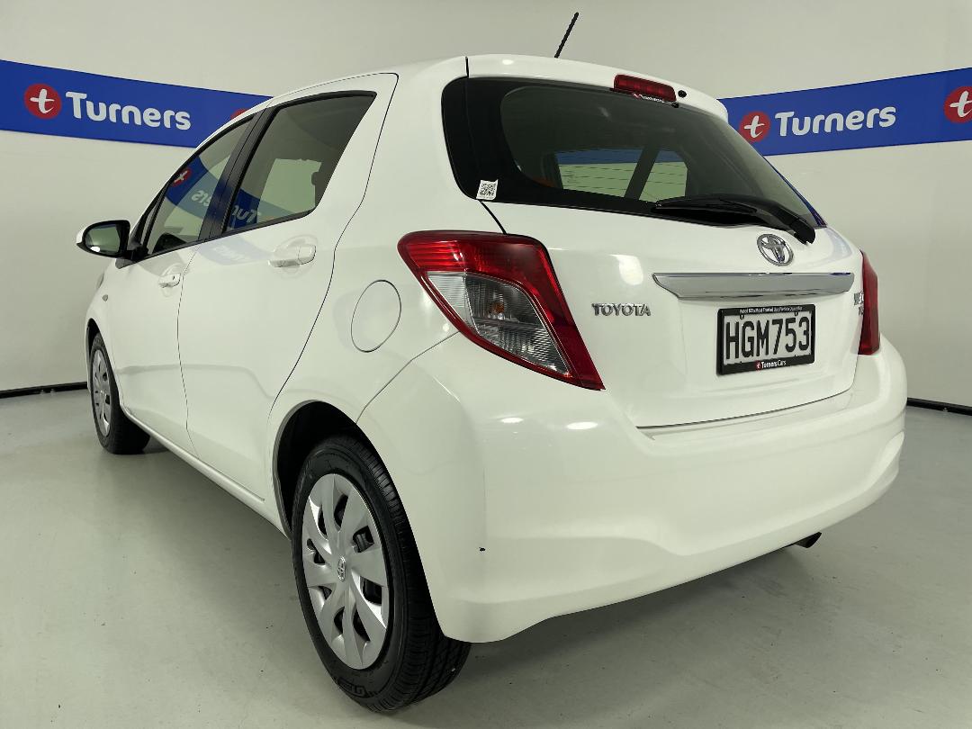 Photo '5' of Toyota Yaris