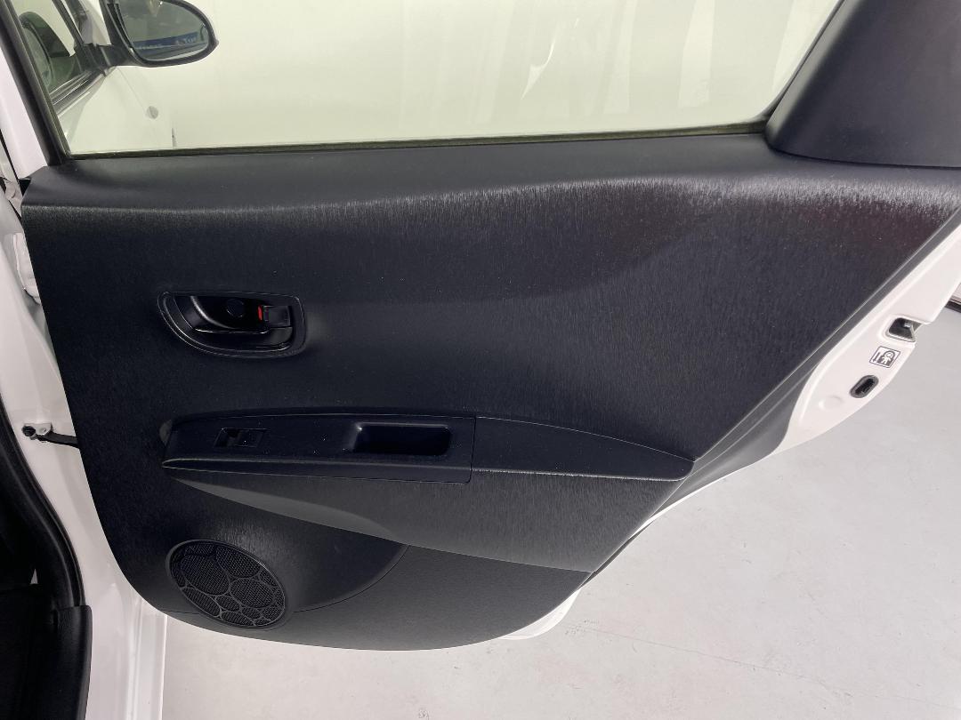 Photo '19' of Toyota Yaris