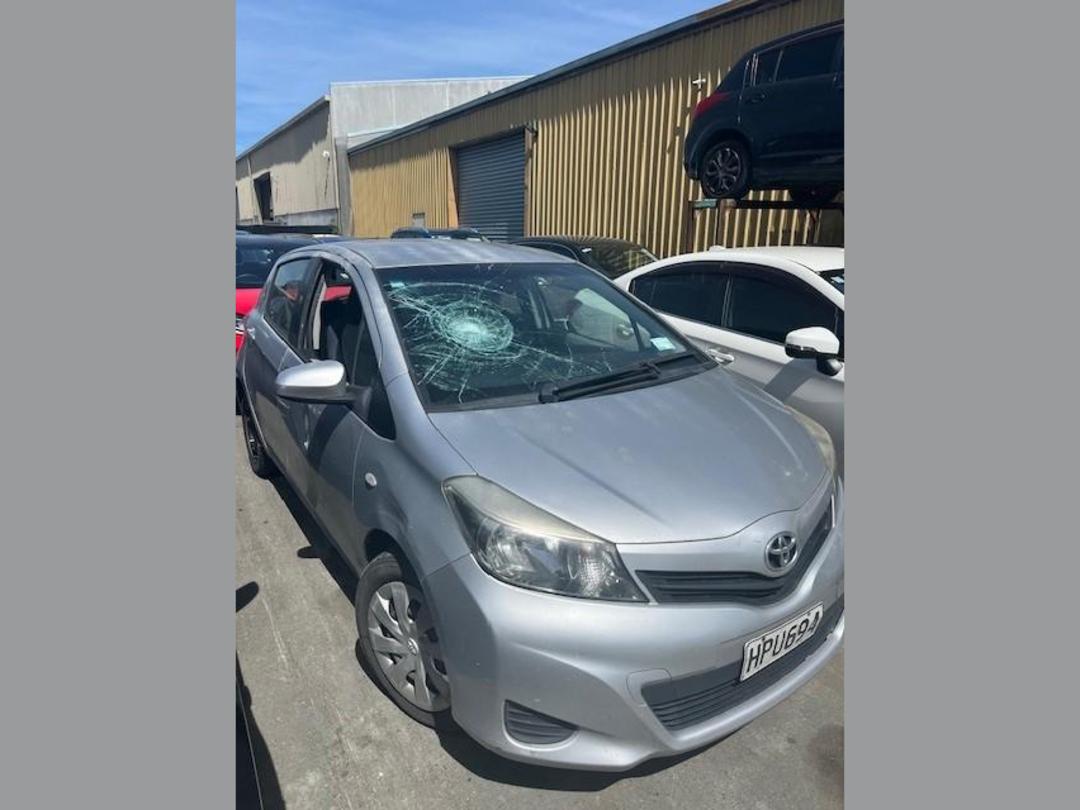 Photo '2' of Toyota Yaris YR Photo '2' of Toyota Yaris YR