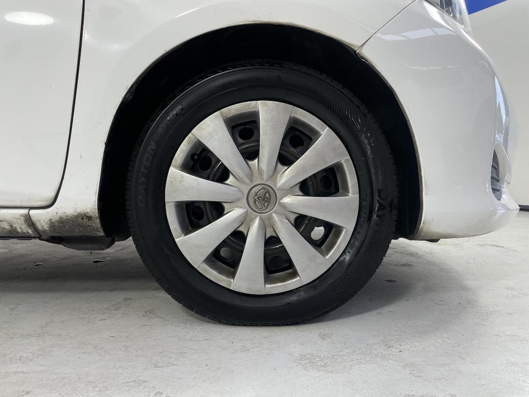 Photo '9' of Toyota Yaris