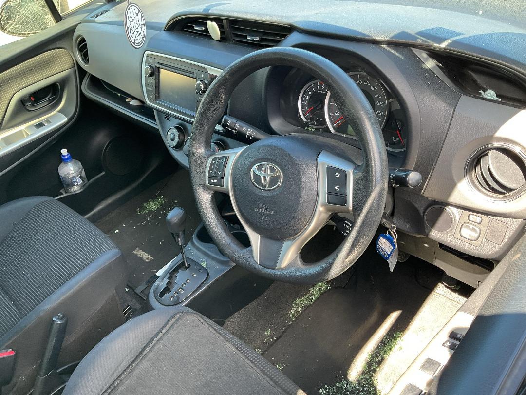 Photo '12' of Toyota Yaris GX Photo '12' of Toyota Yaris GX