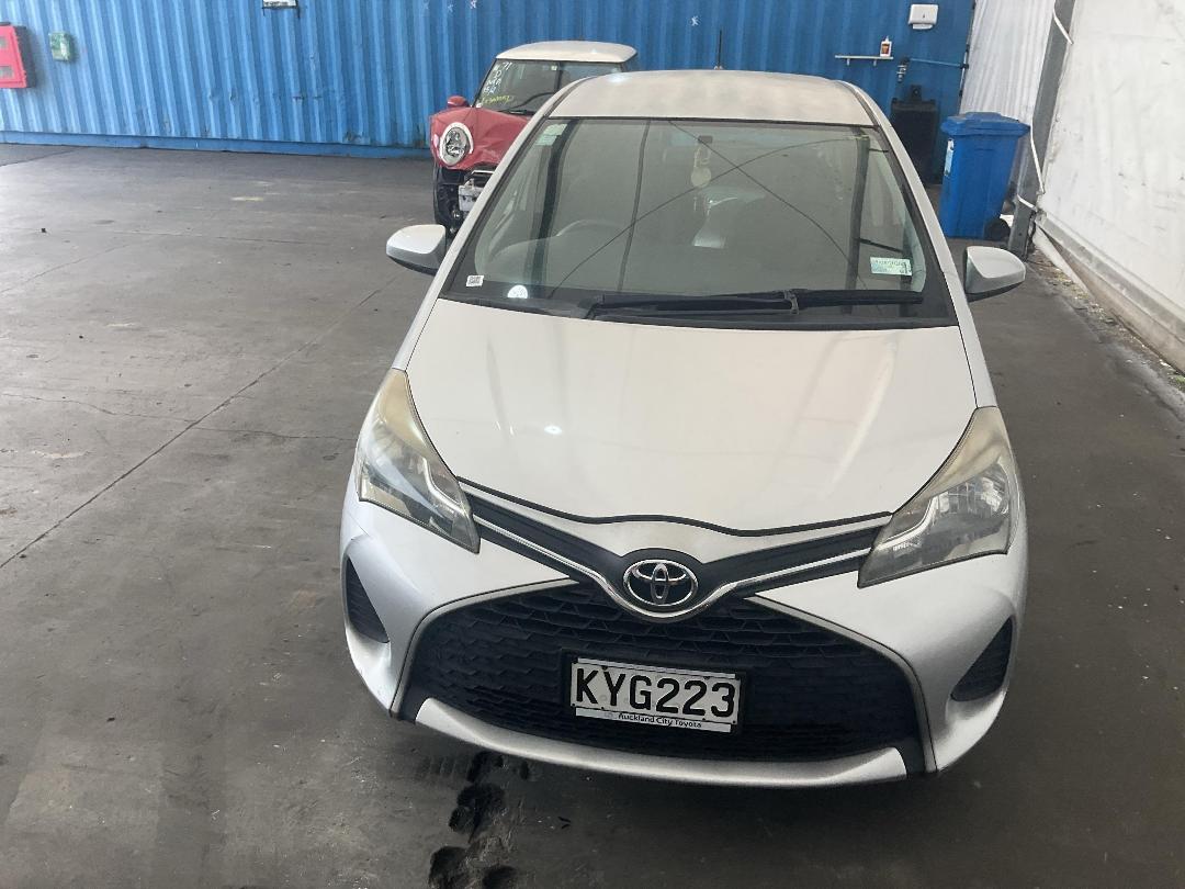 Photo '6' of Toyota Yaris GX