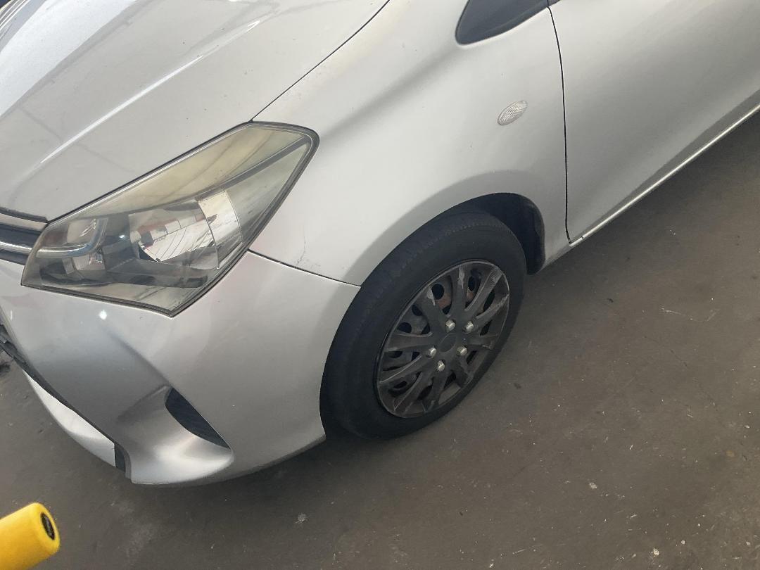 Photo '8' of Toyota Yaris GX