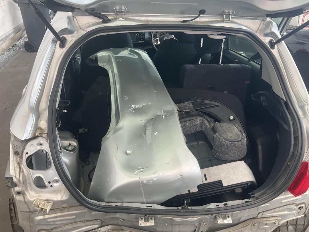 Photo '24' of Toyota Yaris GX