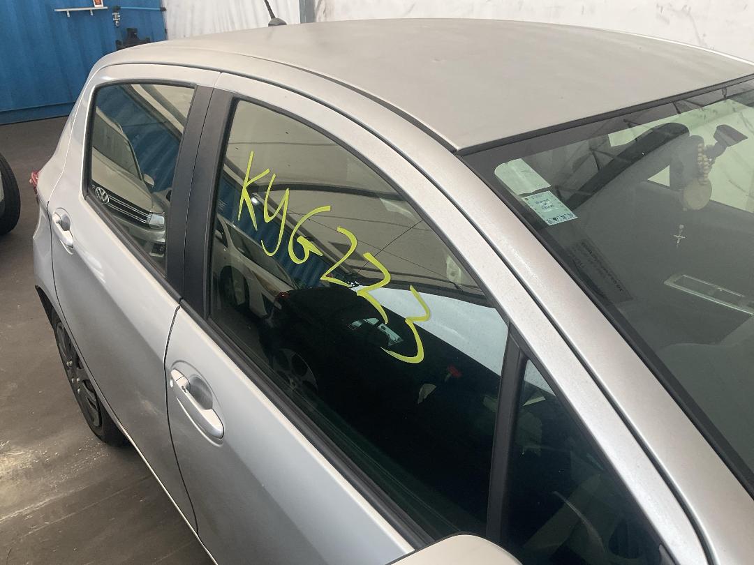 Photo '2' of Toyota Yaris GX