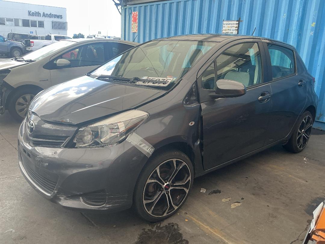 Photo '3' of Toyota Yaris