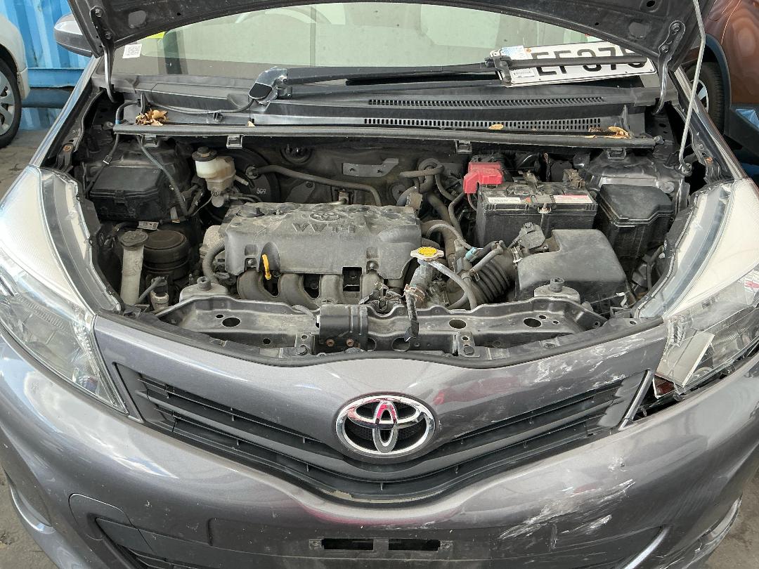 Photo '21' of Toyota Yaris