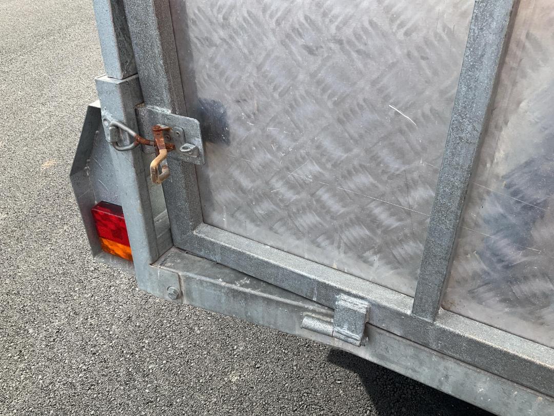 Photo '12' of TRAILER TUI 8X4 Transport - Single Photo '12' of TRAILER TUI 8X4 Transport - Single