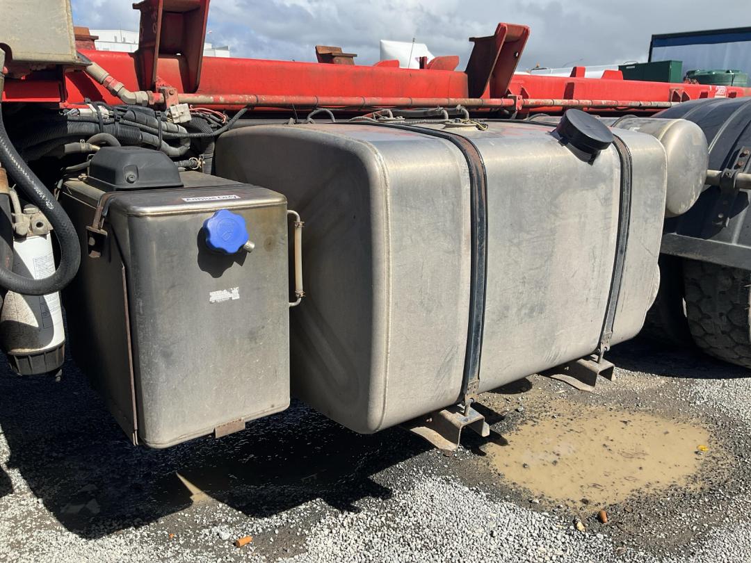 Photo '23' of UD TRUCKS CG31470 Rubbish Compactor