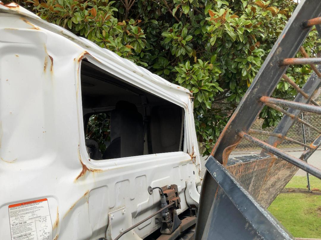 Photo '14' of UD Trucks MK11250 6x4 Flat Deck