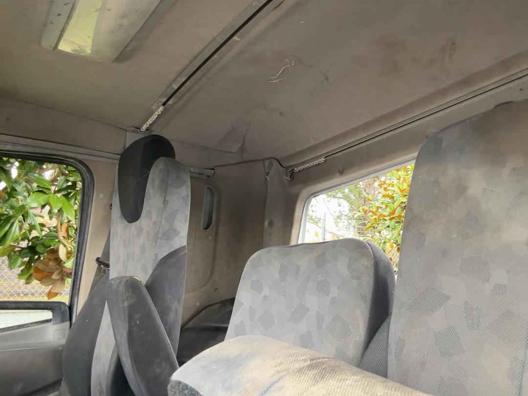 Photo '16' of UD Trucks MK11250 6x4 Flat Deck