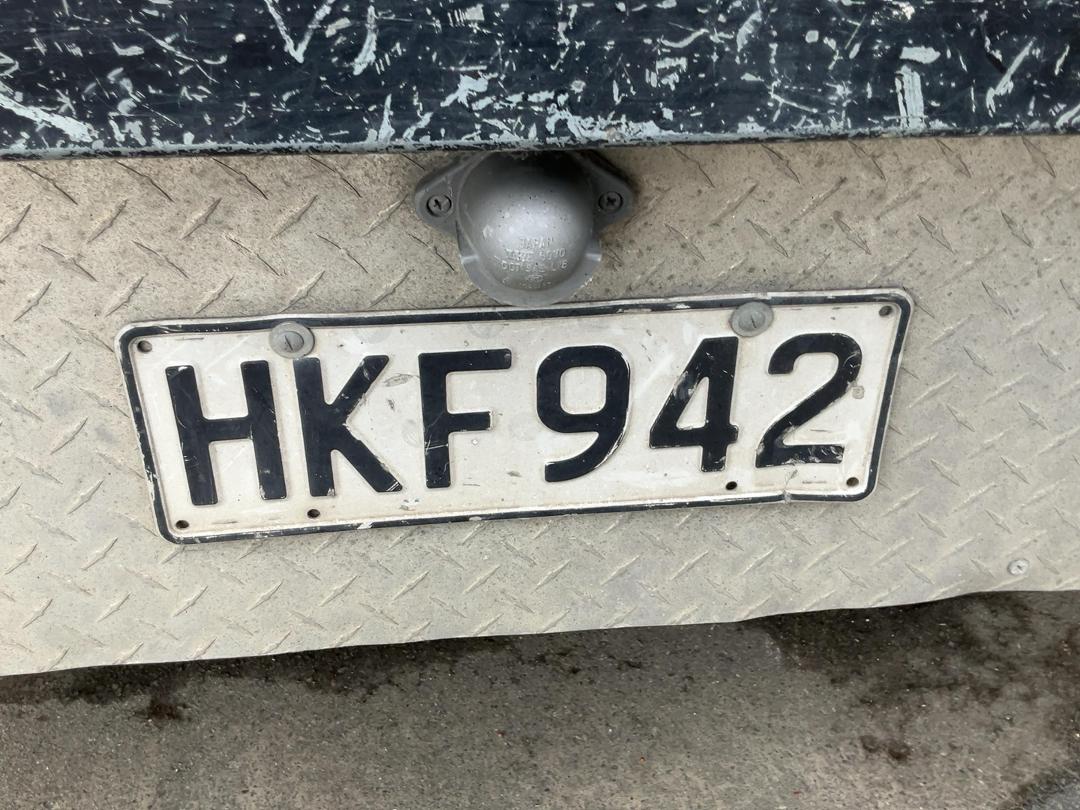 Photo '43' of UD Trucks MK11250 6x4 Flat Deck