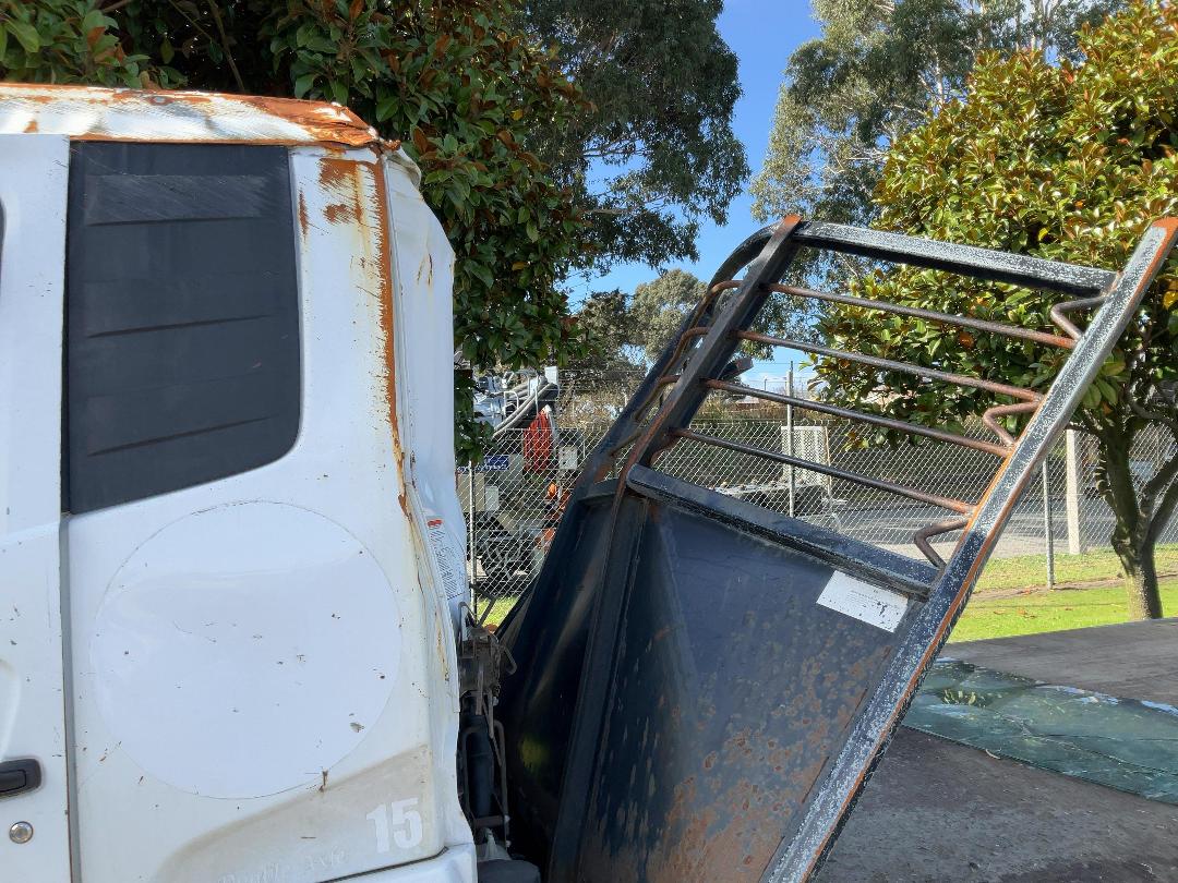 Photo '32' of UD Trucks MK11250 6x4 Flat Deck