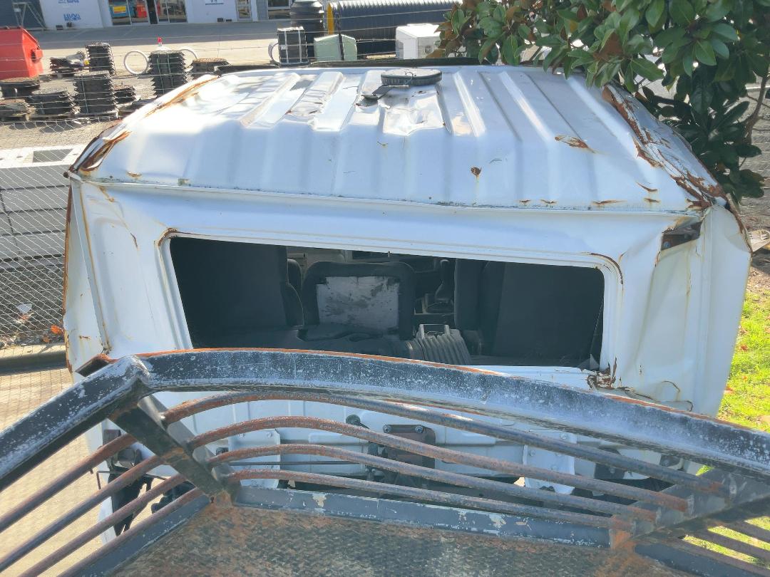 Photo '38' of UD Trucks MK11250 6x4 Flat Deck