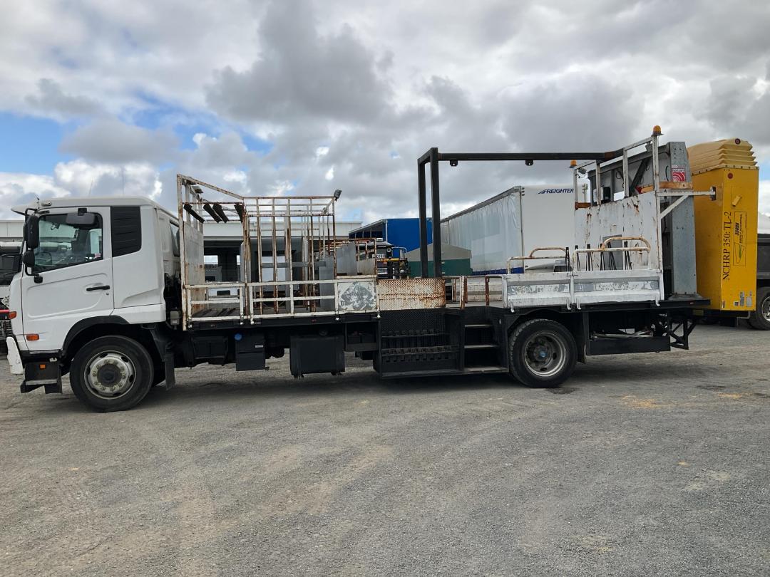 Photo '9' of UD Trucks PK17280 Traffic Management Photo '9' of UD Trucks PK17280 Traffic Management