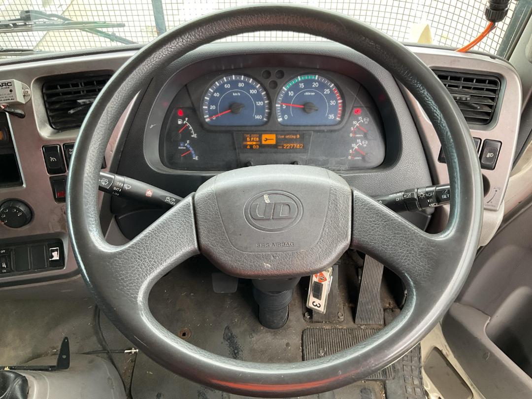 Photo '12' of UD Trucks PK17280 Traffic Management Photo '12' of UD Trucks PK17280 Traffic Management