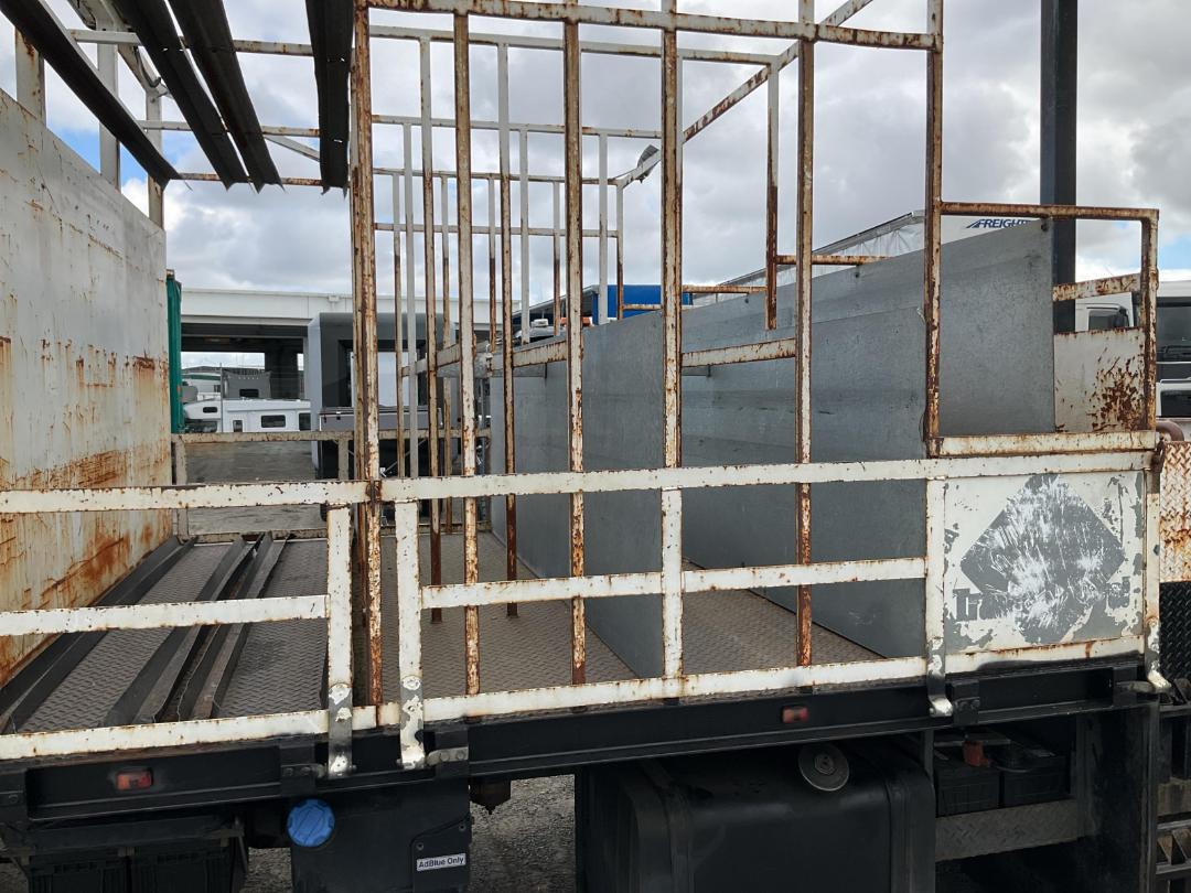 Photo '26' of UD Trucks PK17280 Traffic Management Photo '26' of UD Trucks PK17280 Traffic Management