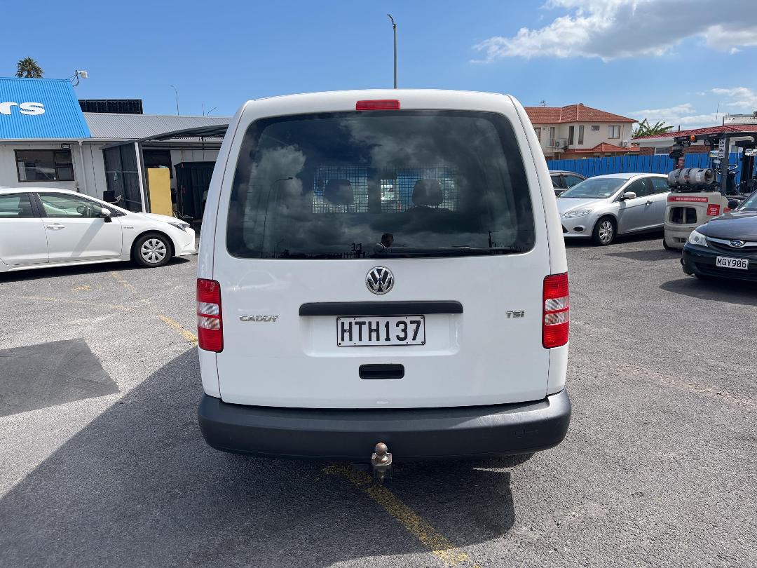 Photo '6' of Volkswagen Caddy Maxi Photo '6' of Volkswagen Caddy Maxi