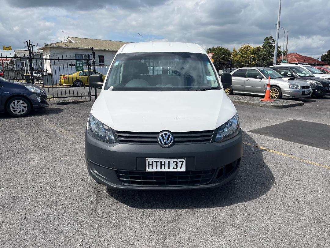 Photo '2' of Volkswagen Caddy Maxi Photo '2' of Volkswagen Caddy Maxi