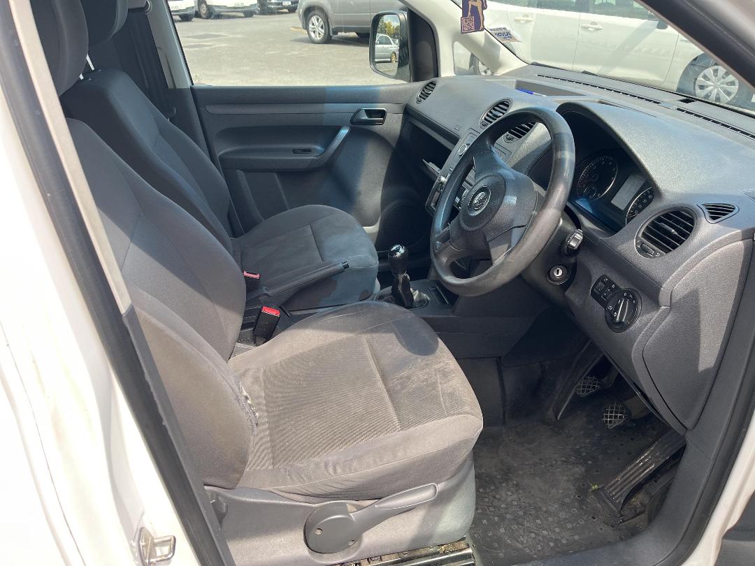 Photo '10' of Volkswagen Caddy Maxi Photo '10' of Volkswagen Caddy Maxi