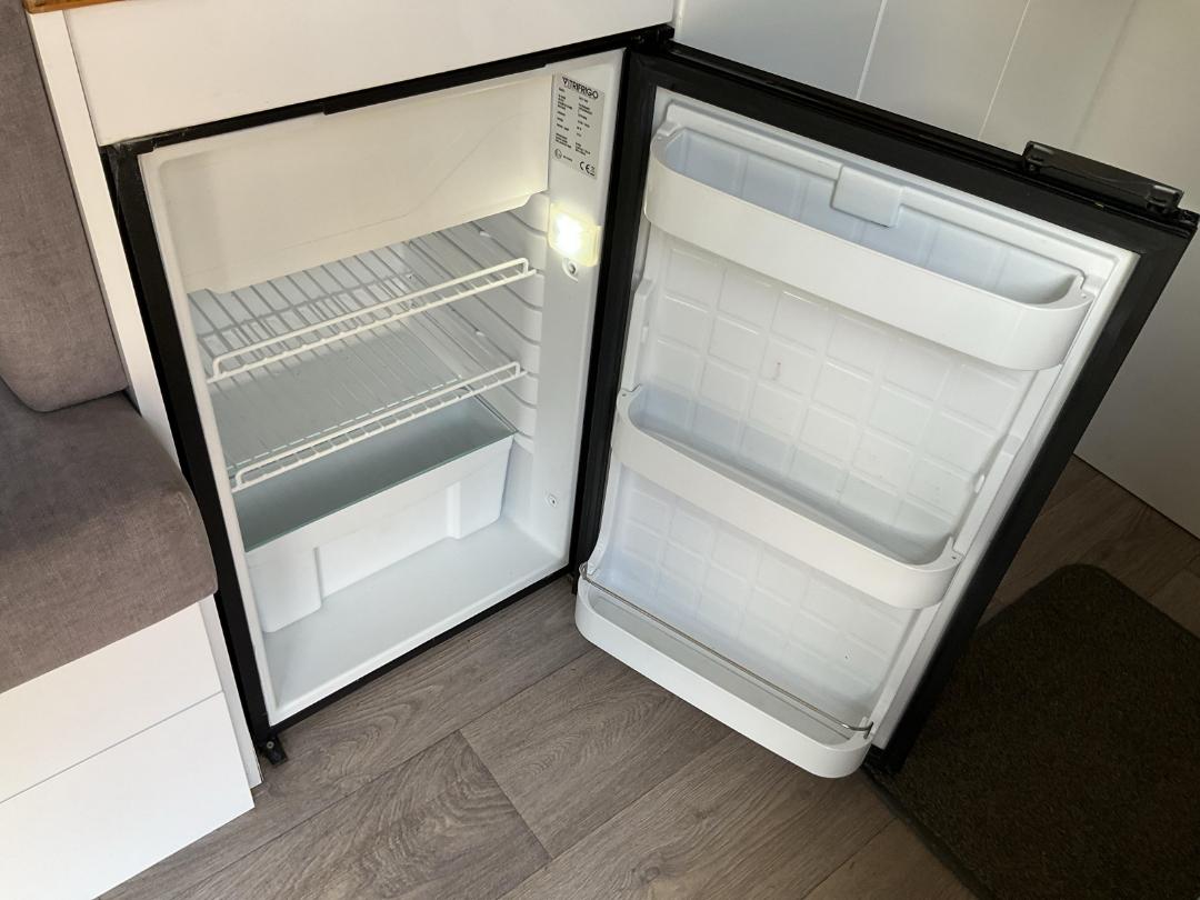 Photo '17' of Volkswagen Crafter 35 LWB 105 MAN Motorhome