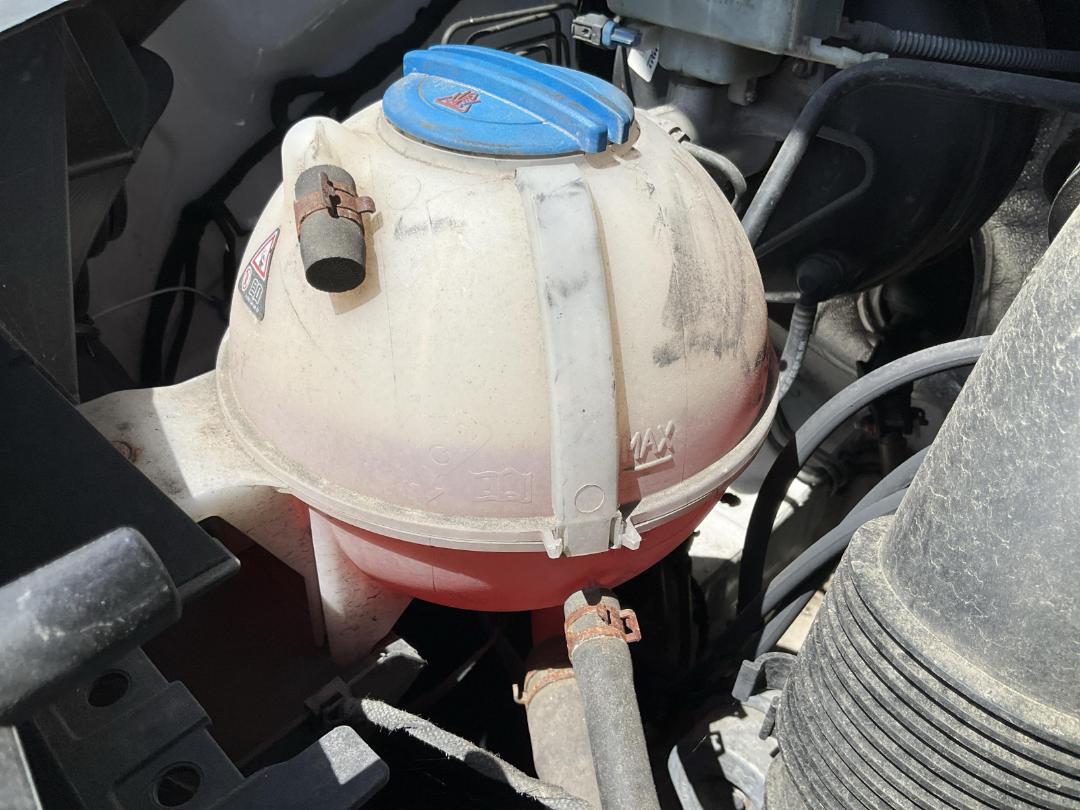 Photo '32' of Volkswagen Crafter 35 LWB 105 MAN Motorhome