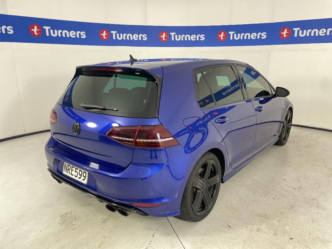 Photo '6' of Volkswagen Golf