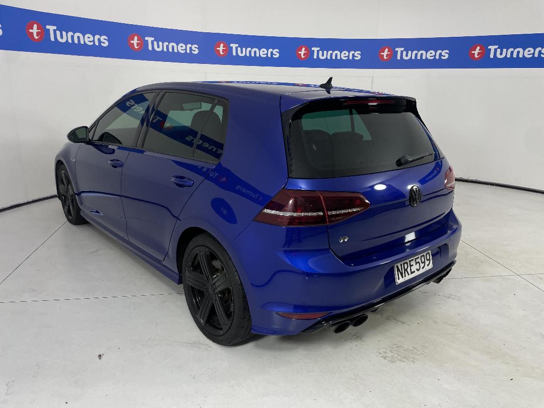 Photo '9' of Volkswagen Golf