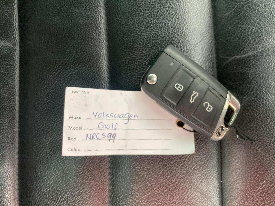 Photo '14' of Volkswagen Golf