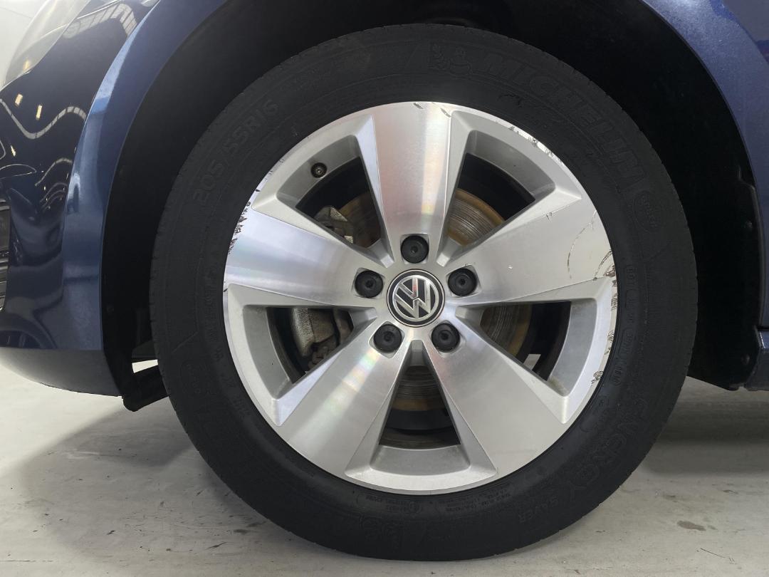 Photo '10' of Volkswagen Golf Photo '10' of Volkswagen Golf