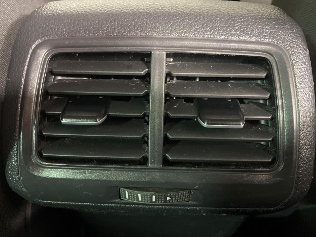 Photo '24' of Volkswagen Golf Photo '24' of Volkswagen Golf