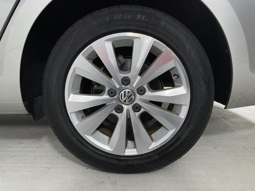 Photo '11' of Volkswagen Golf Photo '11' of Volkswagen Golf