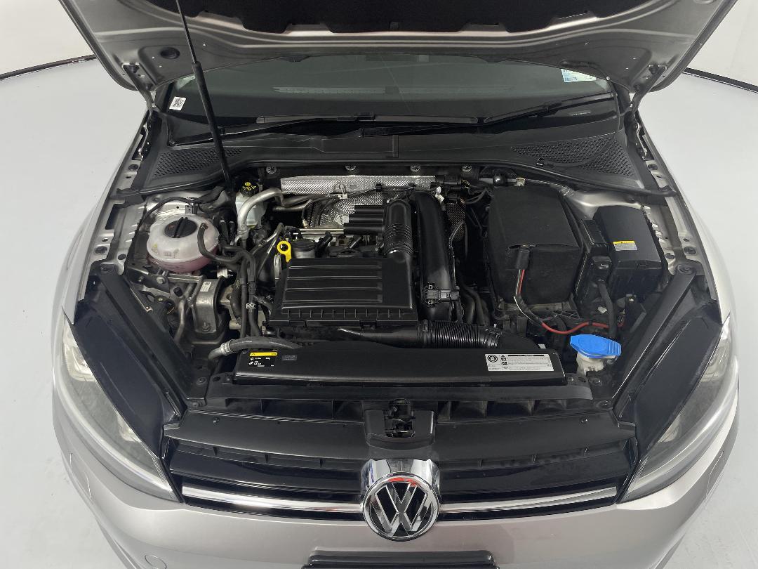 Photo '13' of Volkswagen Golf Photo '13' of Volkswagen Golf