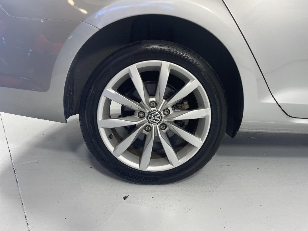 Photo '12' of Volkswagen Golf Photo '12' of Volkswagen Golf