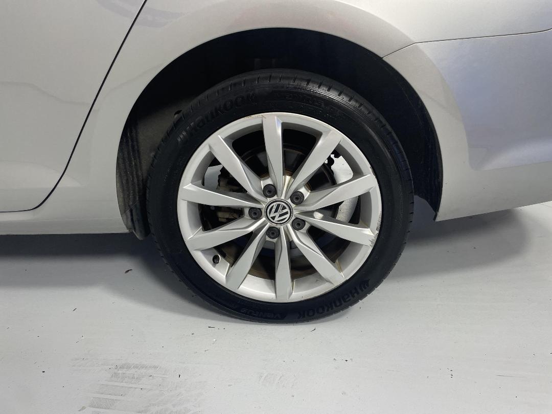 Photo '11' of Volkswagen Golf Photo '11' of Volkswagen Golf