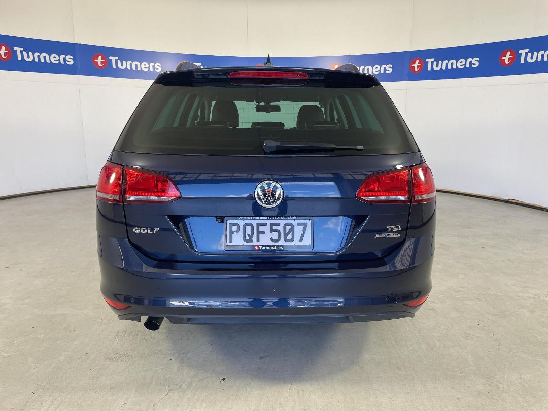 Photo '6' of Volkswagen Golf Photo '6' of Volkswagen Golf