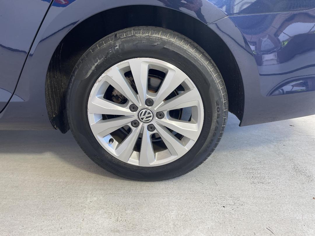 Photo '11' of Volkswagen Golf Photo '11' of Volkswagen Golf