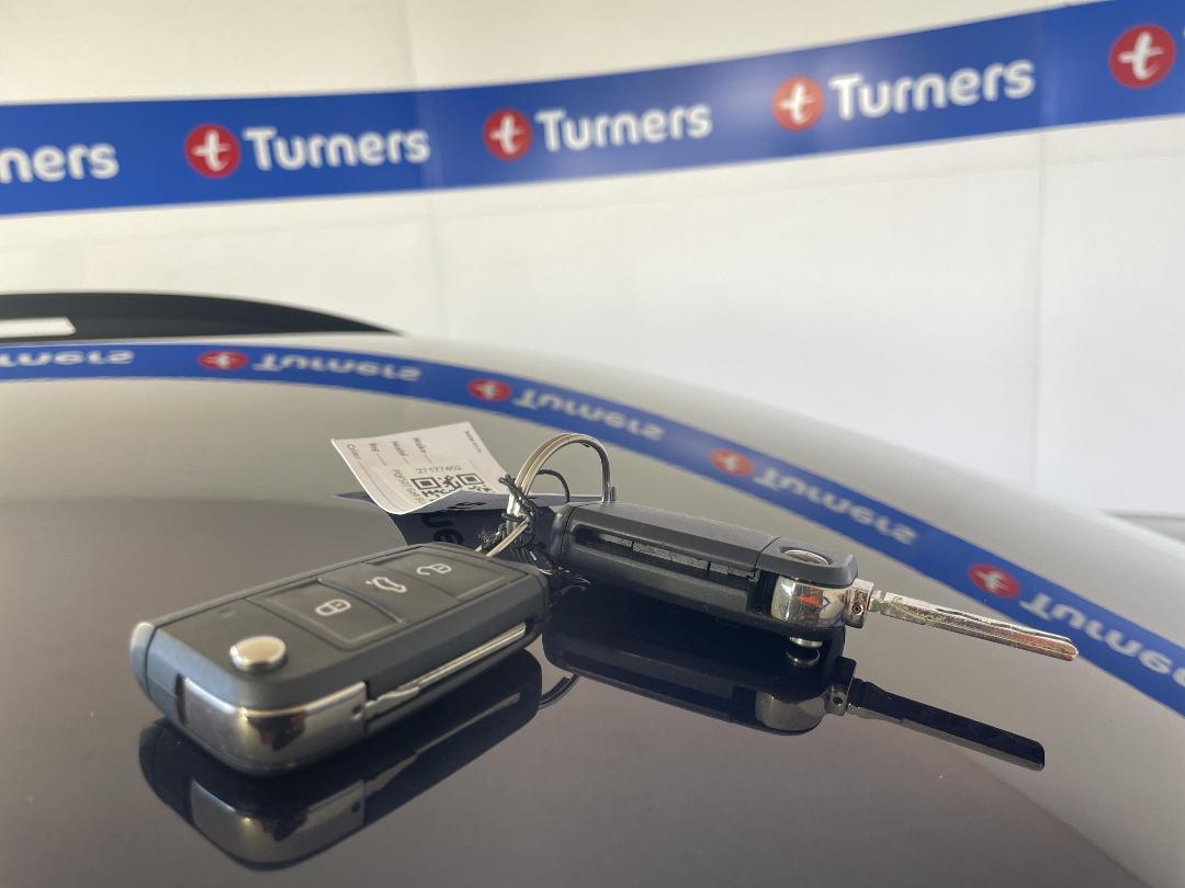 Photo '22' of Volkswagen Golf Photo '22' of Volkswagen Golf