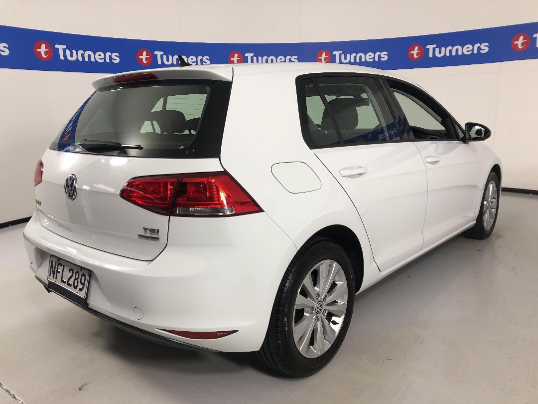 Photo '7' of Volkswagen Golf Photo '7' of Volkswagen Golf