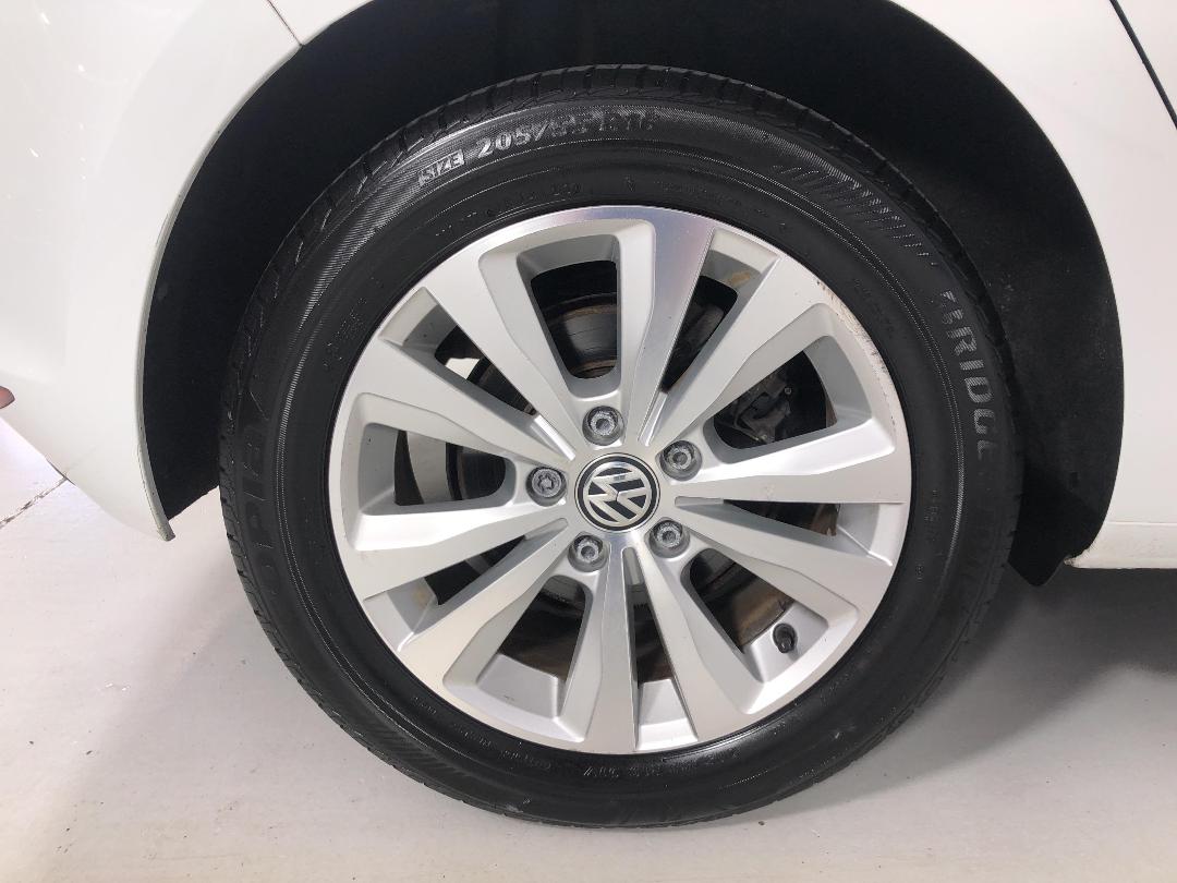 Photo '12' of Volkswagen Golf Photo '12' of Volkswagen Golf