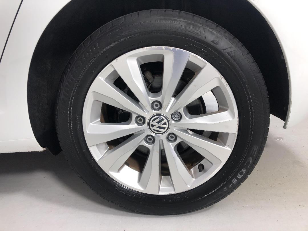 Photo '11' of Volkswagen Golf Photo '11' of Volkswagen Golf