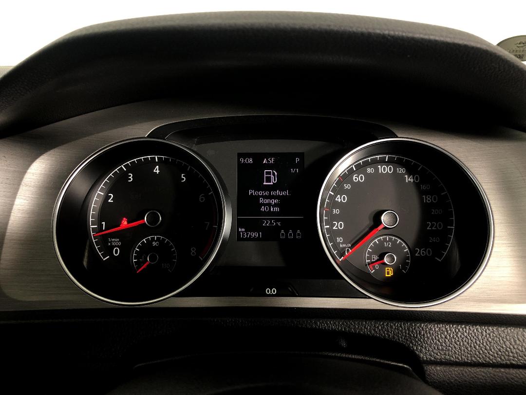 Photo '21' of Volkswagen Golf Photo '21' of Volkswagen Golf