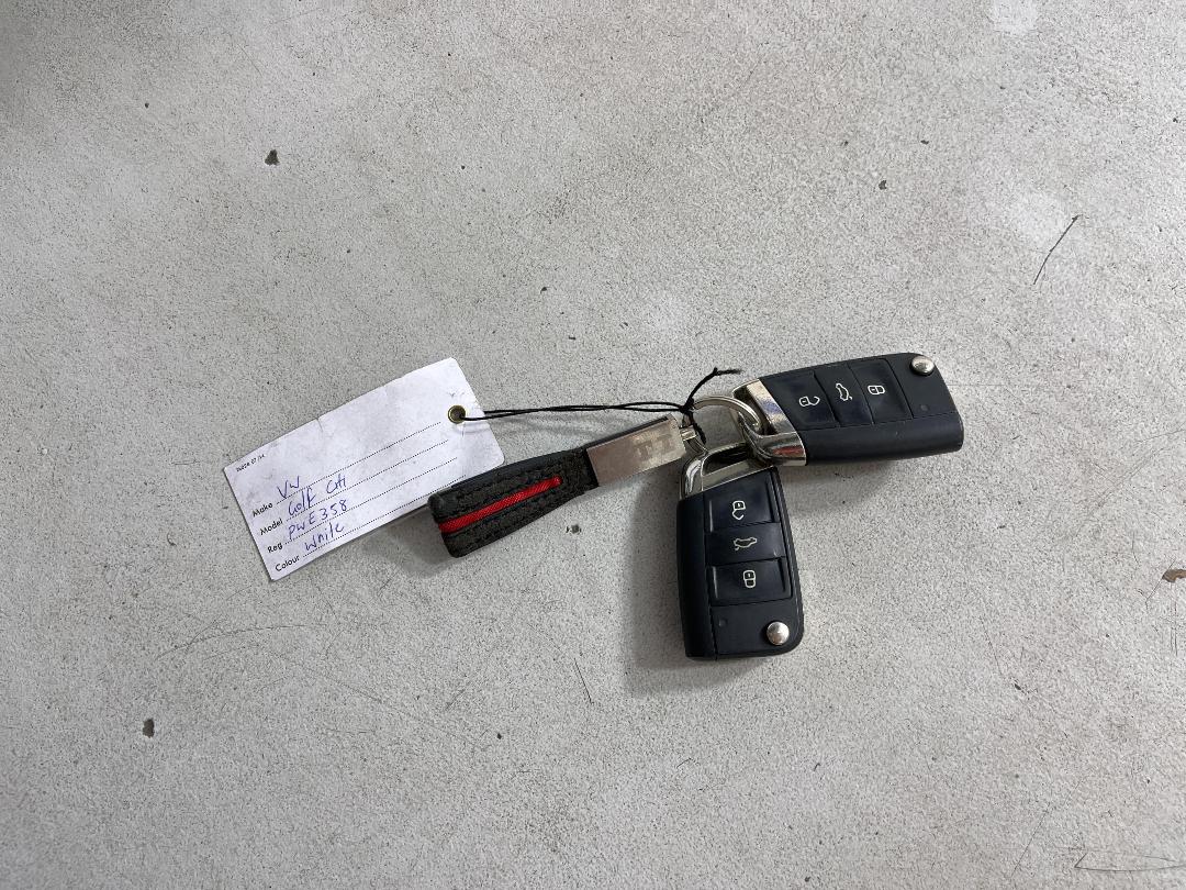 Photo '22' of Volkswagen Golf