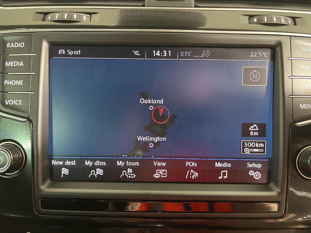 Photo '28' of Volkswagen Golf