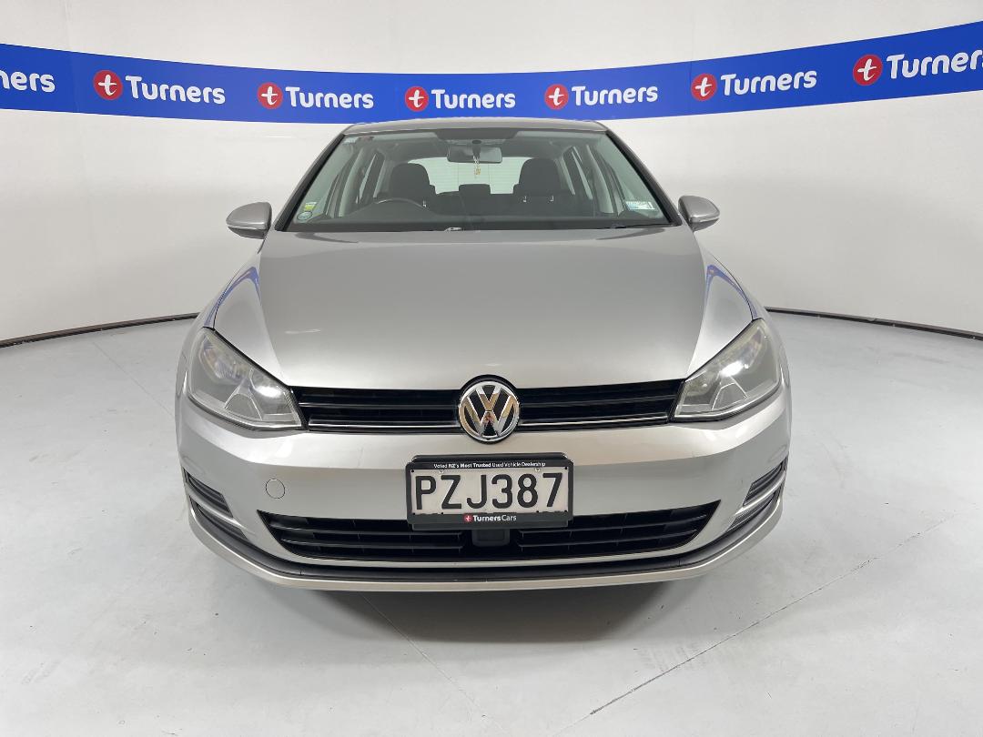 Photo '2' of Volkswagen Golf Photo '2' of Volkswagen Golf