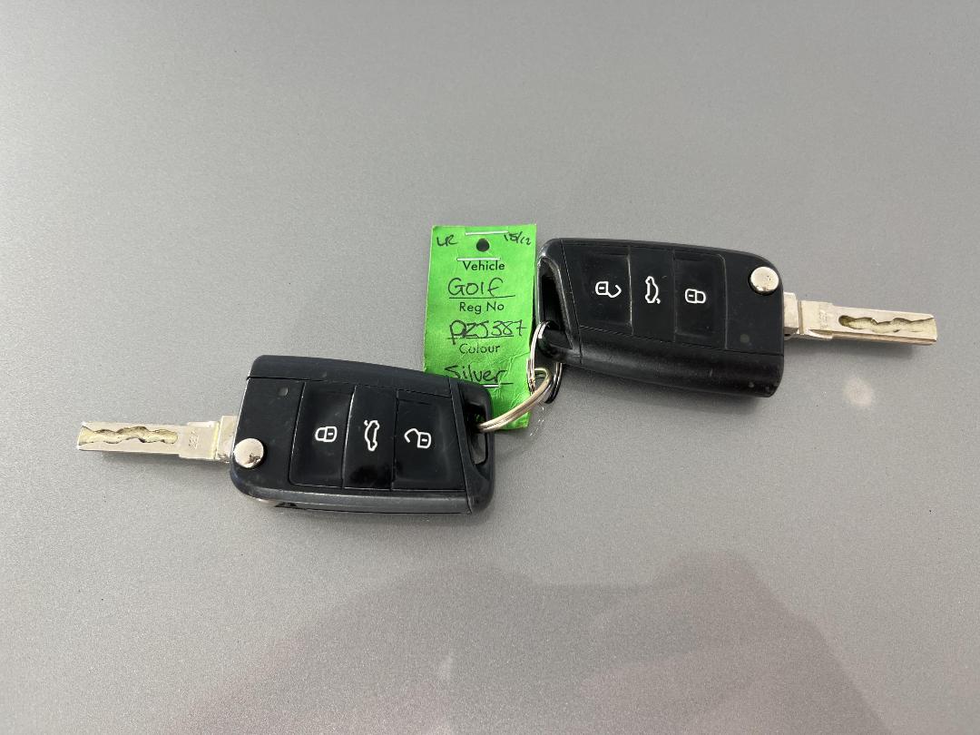 Photo '22' of Volkswagen Golf Photo '22' of Volkswagen Golf