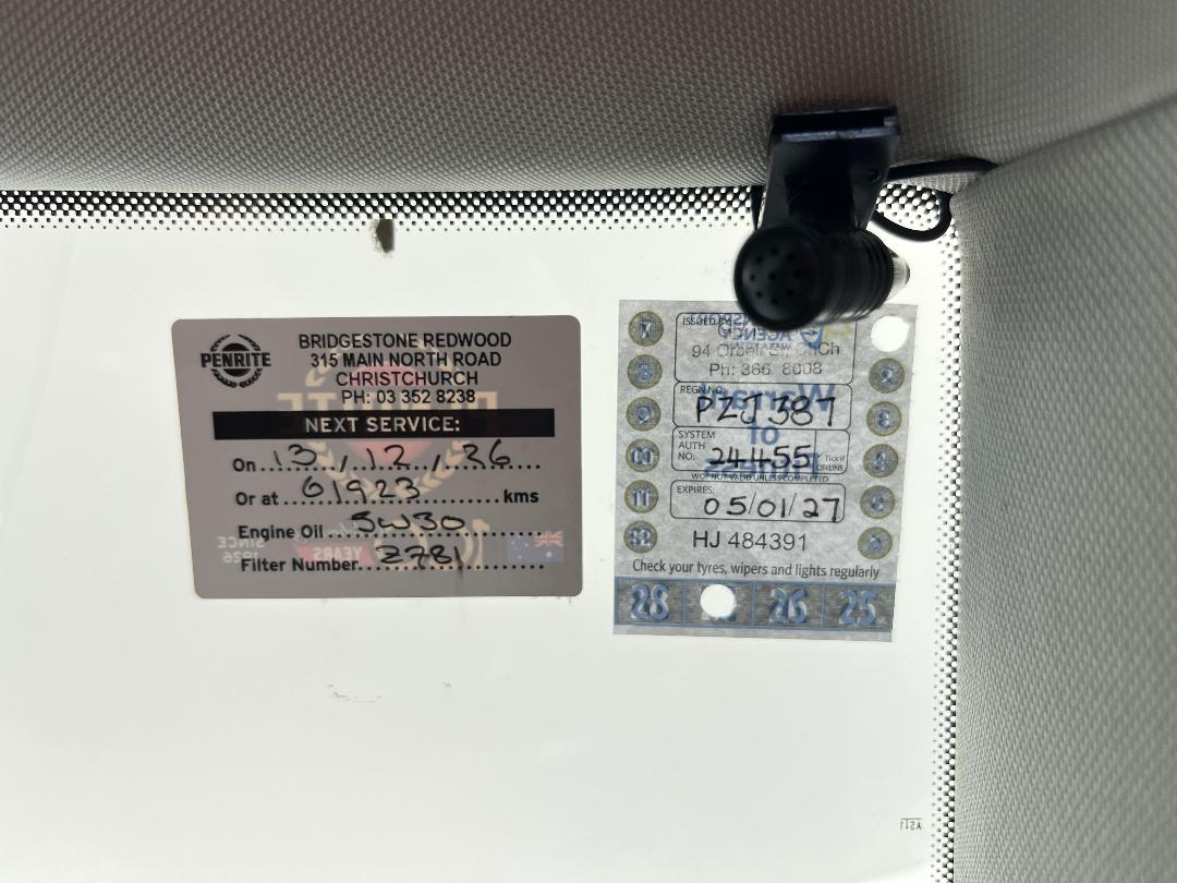 Photo '23' of Volkswagen Golf Photo '23' of Volkswagen Golf