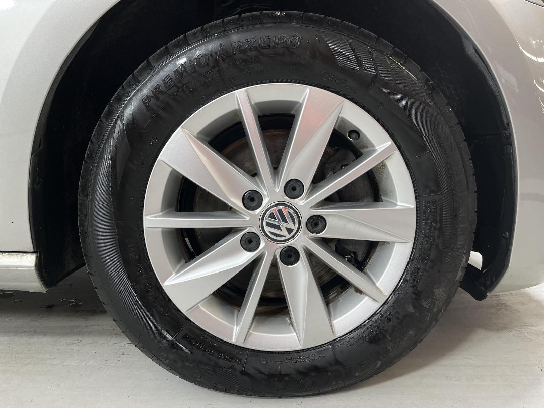 Photo '9' of Volkswagen Golf Photo '9' of Volkswagen Golf